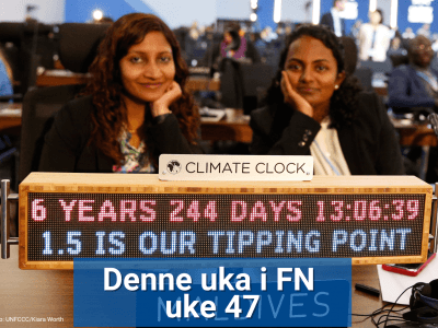COP27 ble holdt i Egypt fra 6. til 20. november. Her sitter delegasjonen fra Maldivene med en «klimaklokke» under avslutningsplenumet. Foto: UNFCCC/Kiara Worth.